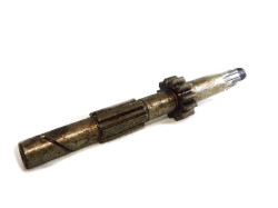 Yezdi Roadking engine main shaft oe